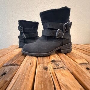 CAT Caterpillar Boots 7.5 Black Leather Moto Buckle Faux Fur P309111